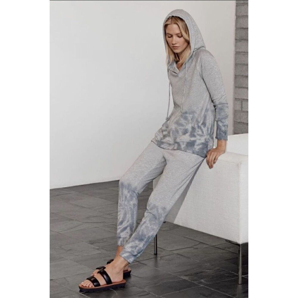 New. Gray Tie Dye Hoodie Pullover. Xs. Retails $168
